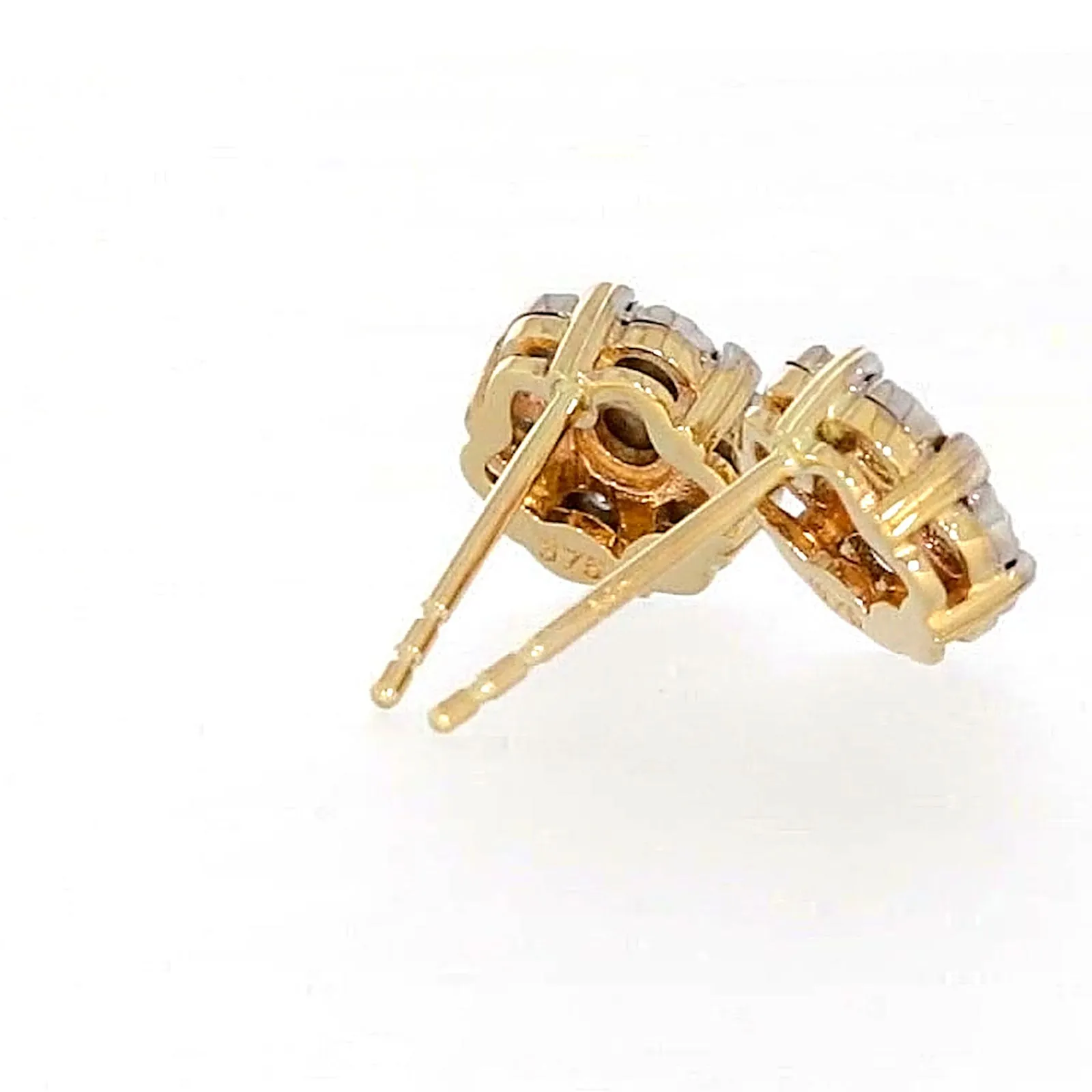 9ct Two Tone Gold Round Brilliant Cut with 0.07 Carat tw of Diamonds Stud Earrings