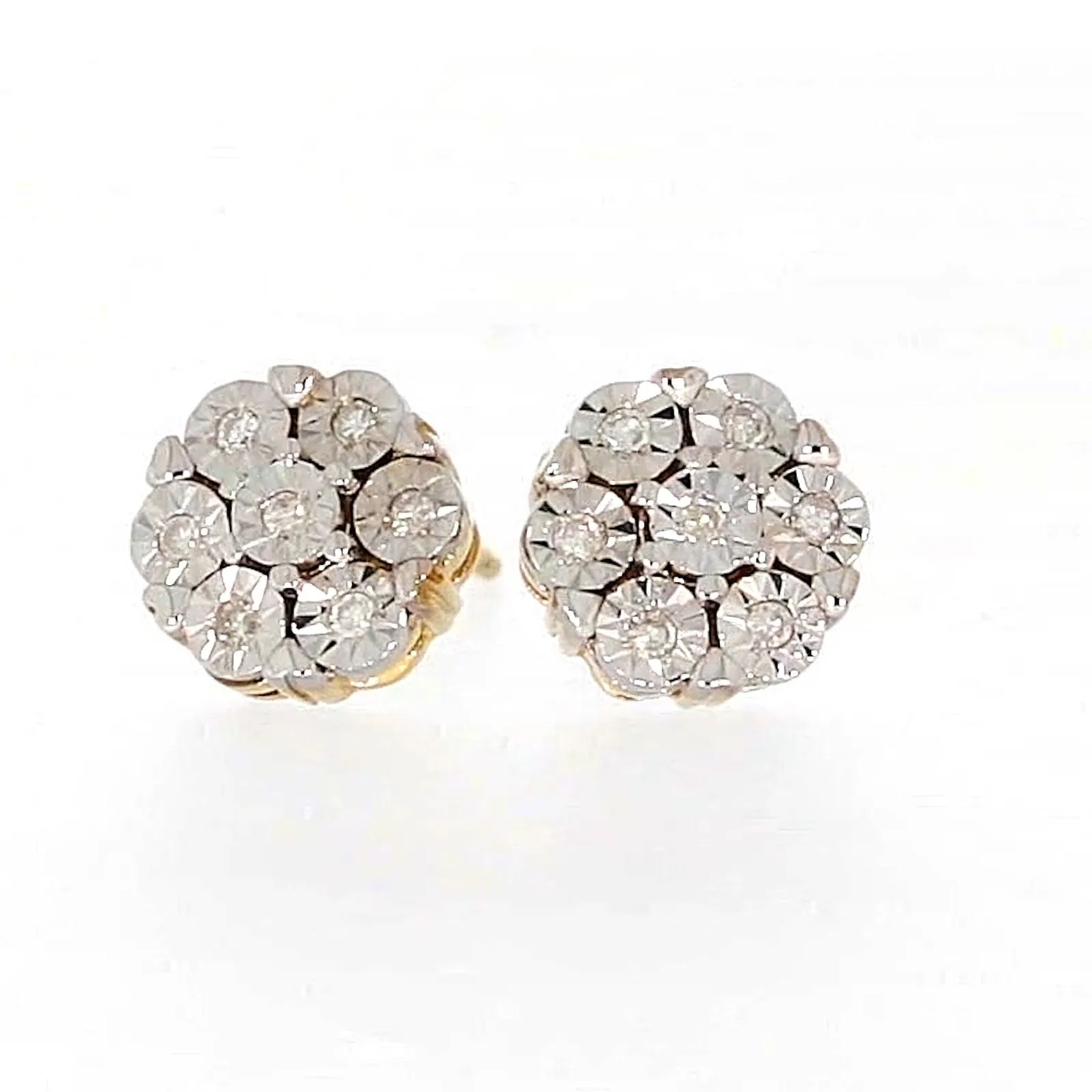 9ct Two Tone Gold Round Brilliant Cut with 0.07 Carat tw of Diamonds Stud Earrings