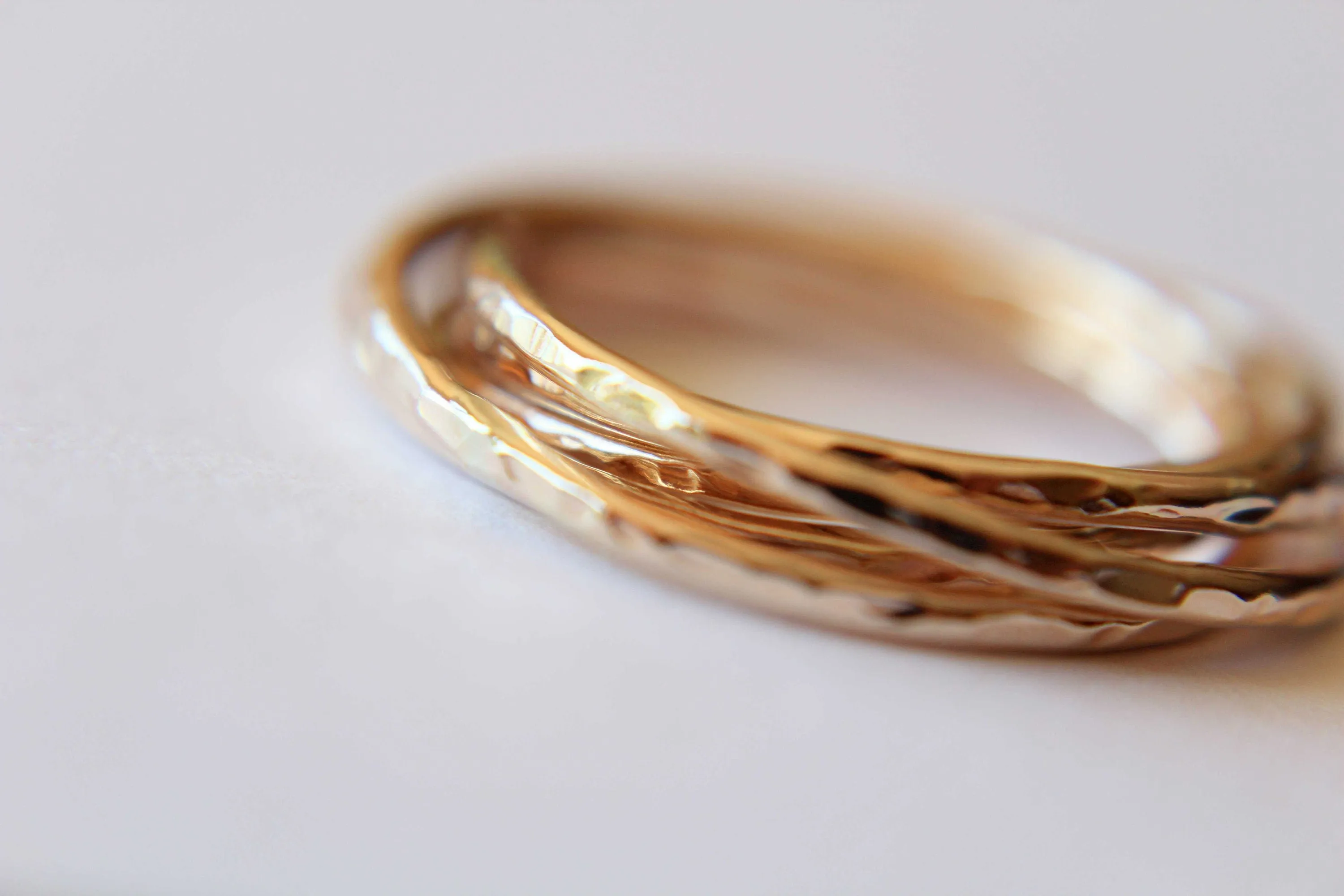 Gold Interlocking Rings, Thumb Rings, Textured Gold Thumb Ring, Interlocking Rings, Rolling Ring, Stacking Rings, Minimalist Rings